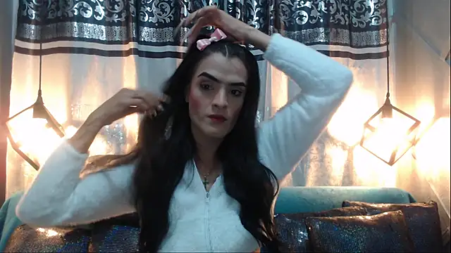 ZAMMIRA online show from 10-20-25, 05:19