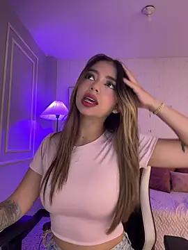 HoneyMollyX online show from 01-18-26, 01:04