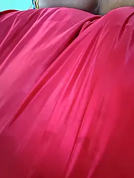 Snapshot of sweetrevathi chatting on 10-14-25, 01:39 sweetrevathi online show from 10-14-25, 01:39