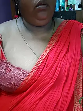 Snapshot of sweetrevathi chatting on 10-23-25, 03:44 sweetrevathi online show from 10-23-25, 03:44