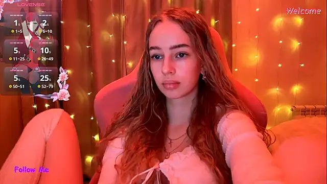 LunaCrave online show from 01-12-26, 06:35