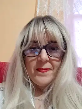 Amelialove42 online show from 11-02-25, 01:24