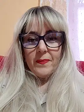 Amelialove42 online show from 11-04-25, 08:02