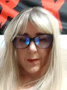 Amelialove42 online show from 12-20-25, 06:59