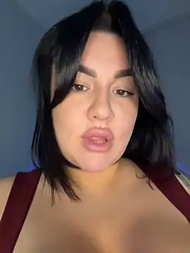 Snapshot of SwittieKendra chatting on 11-18-25, 06:51 SwittieKendra online show from 11-18-25, 06:51