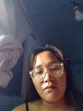 Snapshot of PussyCherry chatting on 10-16-25, 12:33 PussyCherry online show from 10-16-25, 12:33