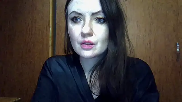 Snapshot of Kalorinn chatting on 02-26-26, 04:50 Kalorinn online show from 02-26-26, 04:50