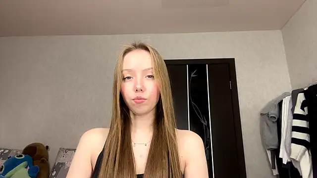 AntoniaMoravick online show from 11-04-25, 07:24