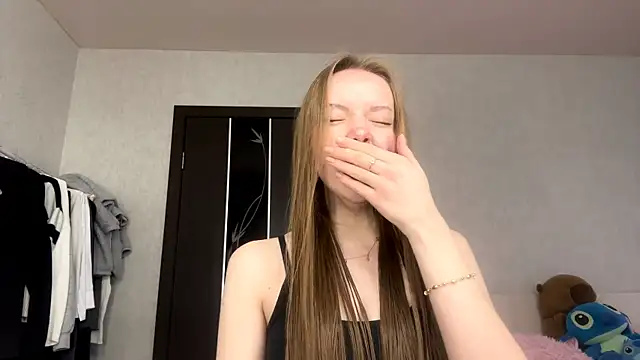 AntoniaMoravick online show from 11-14-25, 07:18