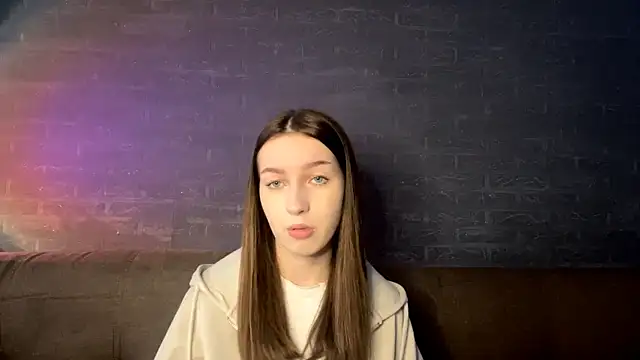 Snapshot of LingNikkel chatting on 11-01-25, 09:11 LingNikkel online show from 11-01-25, 09:11