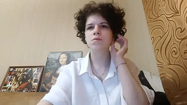 JesseniaHanney online show from 10-19-25, 08:59