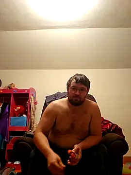 dakotafail92 online show from 11-18-25, 03:34