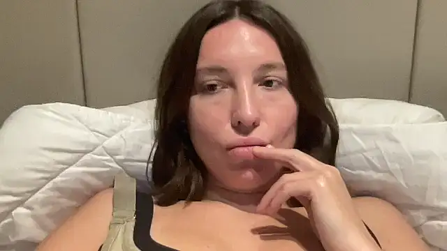 CArivora online show from 02-20-26, 07:58