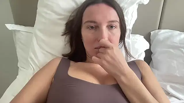 CArivora online show from 02-25-26, 12:15