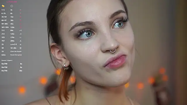 Snapshot of beckymadsons chatting on 01-12-26, 11:26 beckymadsons online show from 01-12-26, 11:26