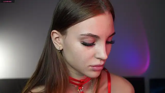 Snapshot of beckymadsons chatting on 02-25-26, 11:42 beckymadsons online show from 02-25-26, 11:42