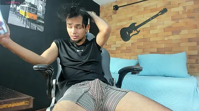 Snapshot of Kail_nil chatting on 11-15-25, 03:37 Kail nil online show from 11-15-25, 03:37