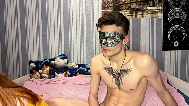 EmiliaCouple online show from 01-07-26, 02:08