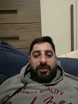 Snapshot of Sedutor69- chatting on 10-24-25, 06:21 Sedutor69- online show from 10-24-25, 06:21