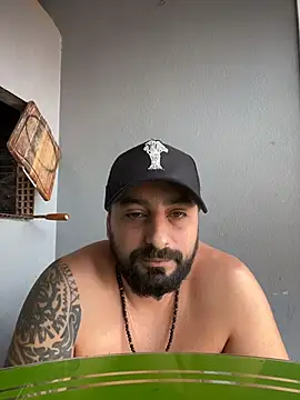 Snapshot of Sedutor69- chatting on 10-31-25, 06:20 Sedutor69- online show from 10-31-25, 06:20