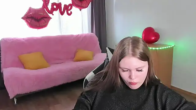 Musegirl online show from 04-15-26, 03:02