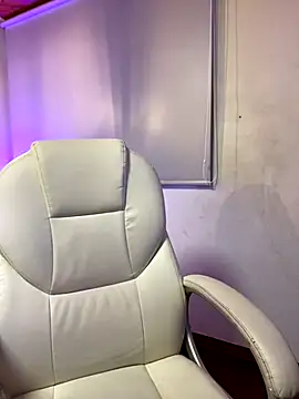 Ninfa pink online show from 11-03-25, 06:09