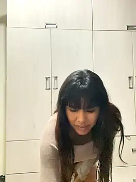 Snapshot of SweetieMariana chatting on 10-15-25, 09:59 SweetieMariana online show from 10-15-25, 09:59