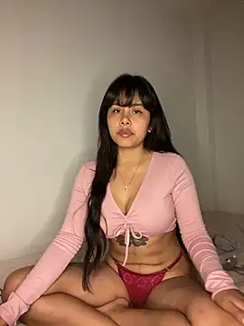 Snapshot of SweetieMariana chatting on 11-04-25, 12:48 SweetieMariana online show from 11-04-25, 12:48