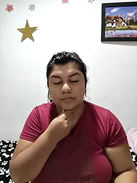 Snapshot of solnechka1 chatting on 10-21-25, 04:24 solnechka1 online show from 10-21-25, 04:24