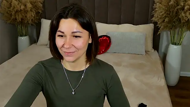 EdenSolis online show from 11-22-25, 09:08