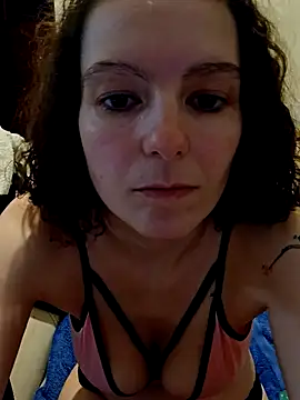 Snapshot of labellerose chatting on 02-06-26, 06:11 labellerose online show from 02-06-26, 06:11