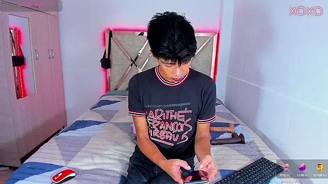 Jacovo2002 online show from 10-15-25, 04:07