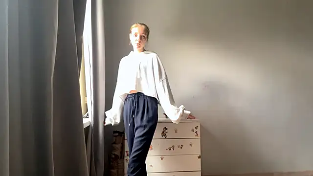  petaI online show from 10-10-25, 06:01