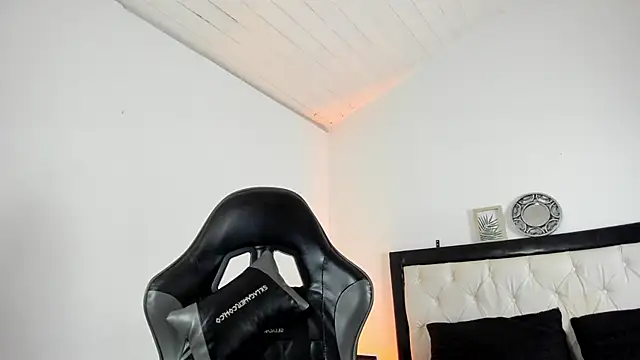 Barbieteeen online show from 12-05-25, 04:32