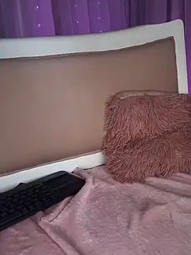 Swweet Miia1 online show from 10-21-25, 09:37