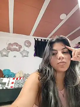 Snapshot of harper_ks chatting on 12-04-25, 11:13 harper ks online show from 12-04-25, 11:13