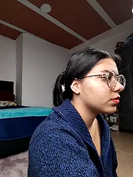 Snapshot of harper_ks chatting on 12-16-25, 06:29 harper ks online show from 12-16-25, 06:29