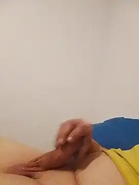 Snapshot of jjLARAY chatting on 11-01-25, 03:19 jjLARAY online show from 11-01-25, 03:19