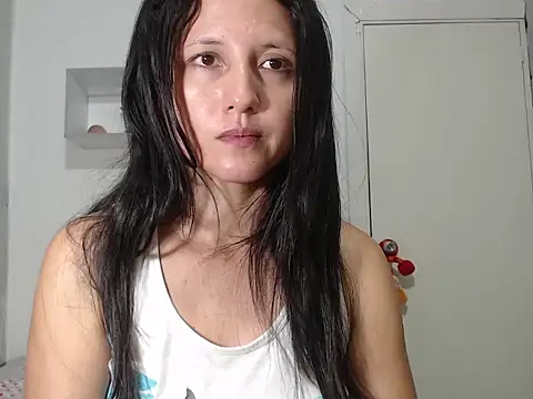 Renata Rivas online show from 01-14-26, 04:51