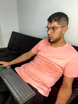 mirallesandbig online show from 12-04-25, 10:29