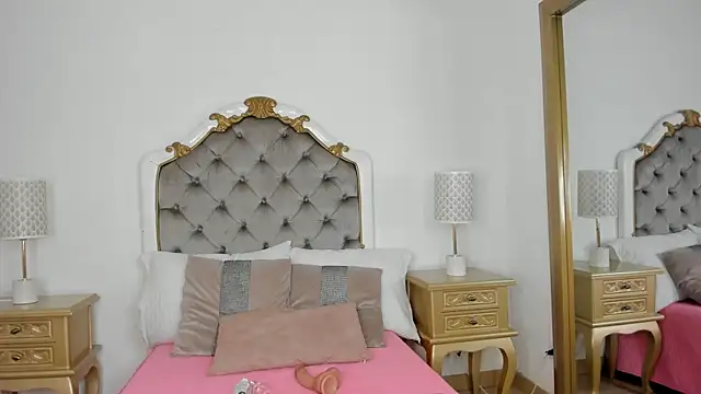 mary joseph online show from 11-20-25, 08:41