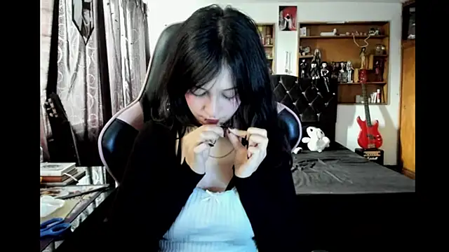 Snapshot of Maki_Zein_ chatting on 03-03-26, 08:15 Maki Zein online show from 03-03-26, 08:15