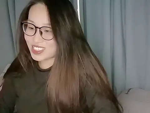 Snapshot of Ava-258 chatting on 10-21-25, 05:41 Ava-258 online show from 10-21-25, 05:41