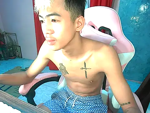 boy raphael online show from 02-26-26, 01:59