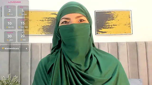  naylaa  online show from 11-08-25, 04:01