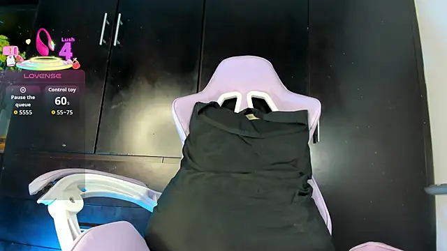 latin kay1 online show from 10-13-25, 01:38