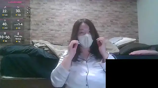 anananna1010 online show from 10-13-25, 11:10