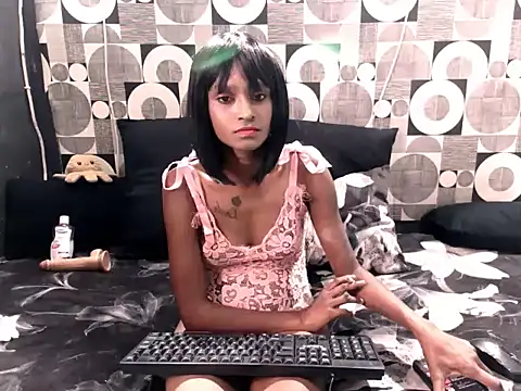 sassyindian01 online show from 10-17-25, 06:38
