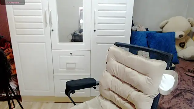 BellaMistressJhax online show from 02-19-26, 06:04