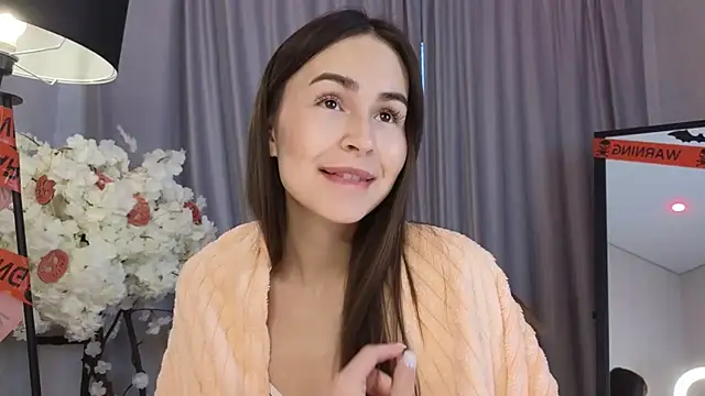 Snapshot of LionKierra chatting on 11-02-25, 04:37 LionKierra online show from 11-02-25, 04:37